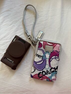 Coach Multicolor Poppy Canvas Wristlet in Pink, Purple, Teal and White